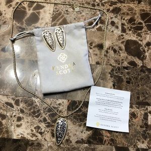 Kendra Scott silver necklace and earring set